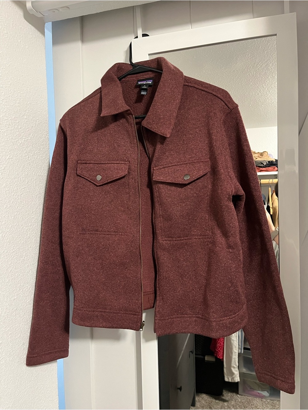Patagonia Womens Cropped Fleece-Knit Zip Chore Jacket – Maroon/Burgundy – Size M